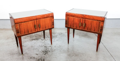 Coppia di comodini di design italiano, tipo Vittorio DASSI. Italia, Anni 50