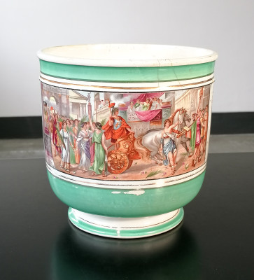 Vaso cachepot in ceramica decorata con scene dellantichità classica. Società Ceramica LOMBARDA. Italia, Primo Novecento